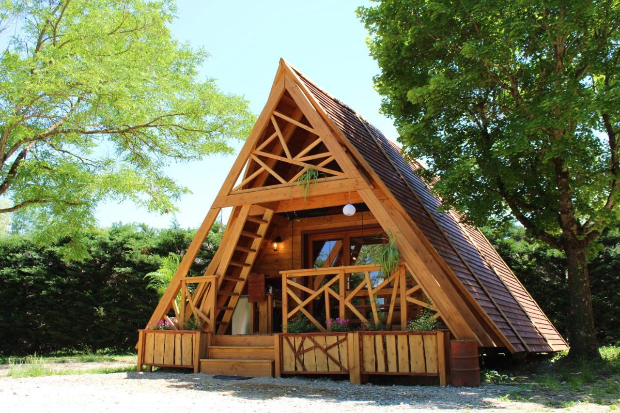 Habitat Createur - Hebergements Insolites Au Camping Municipal "Les Ecureuils" Recoubeau-Jansac Extérieur photo