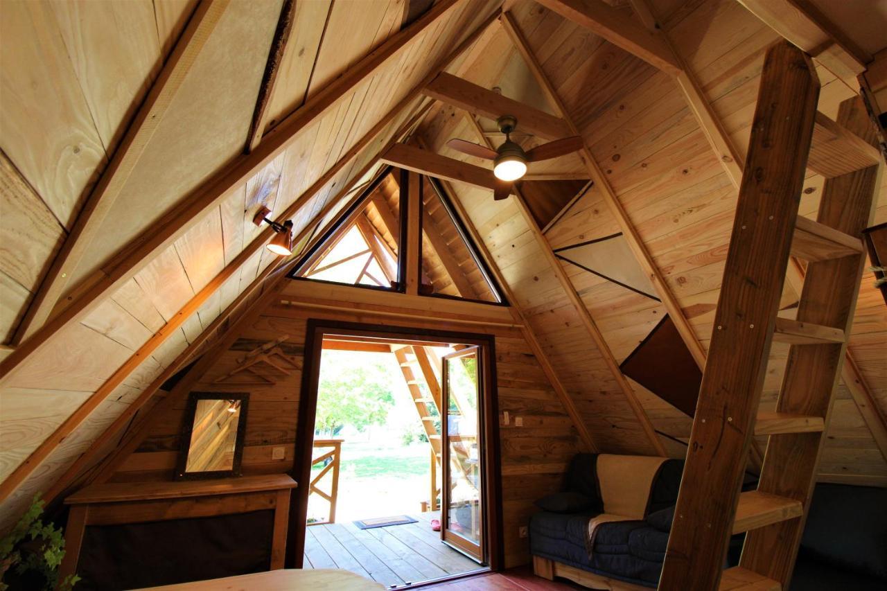 Habitat Createur - Hebergements Insolites Au Camping Municipal "Les Ecureuils" Recoubeau-Jansac Extérieur photo