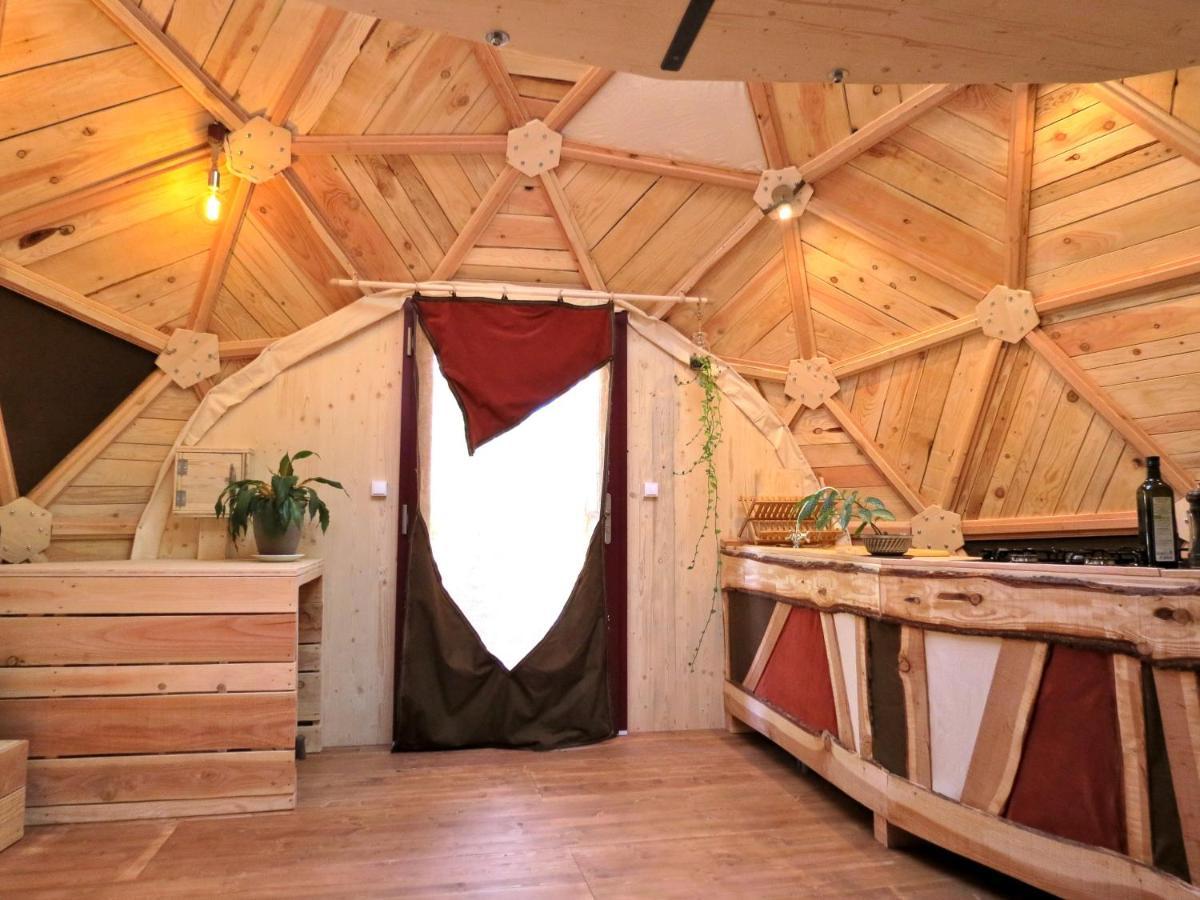 Habitat Createur - Hebergements Insolites Au Camping Municipal "Les Ecureuils" Recoubeau-Jansac Extérieur photo