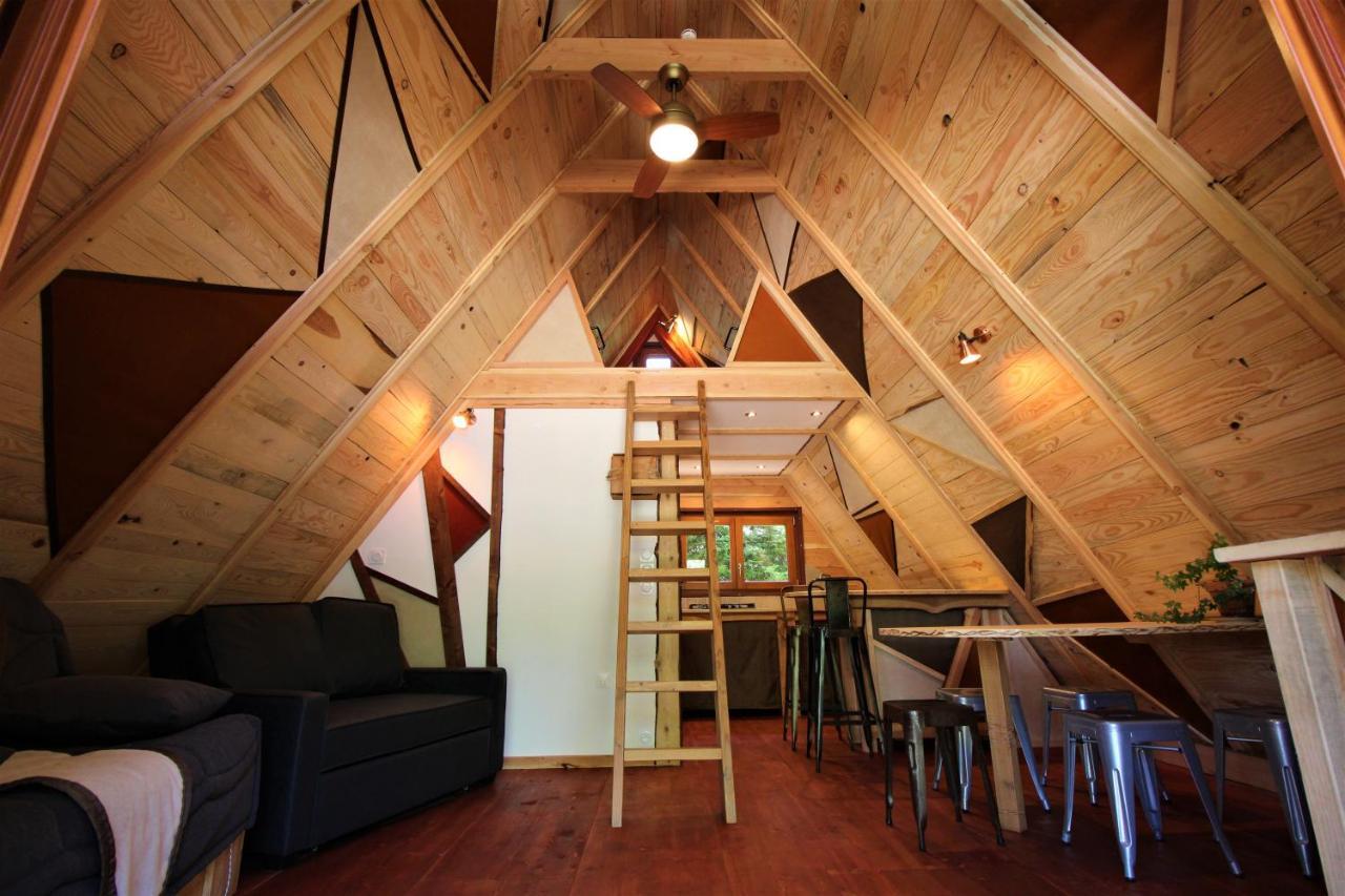 Habitat Createur - Hebergements Insolites Au Camping Municipal "Les Ecureuils" Recoubeau-Jansac Extérieur photo
