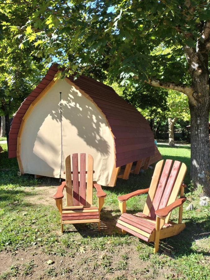Habitat Createur - Hebergements Insolites Au Camping Municipal "Les Ecureuils" Recoubeau-Jansac Extérieur photo