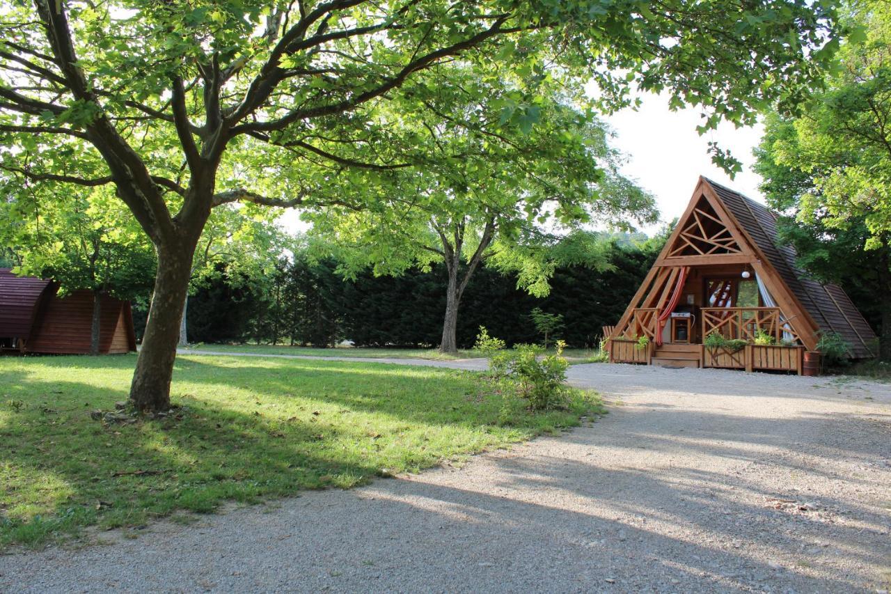 Habitat Createur - Hebergements Insolites Au Camping Municipal "Les Ecureuils" Recoubeau-Jansac Extérieur photo